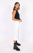 Purpose Button Tank in Black - mood image