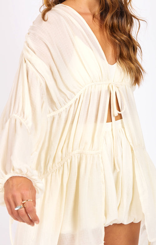 Daydreamer Cover Up Duster in Cream - detail view
