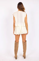 Daydreamer Bubble Shorts in Cream - back view