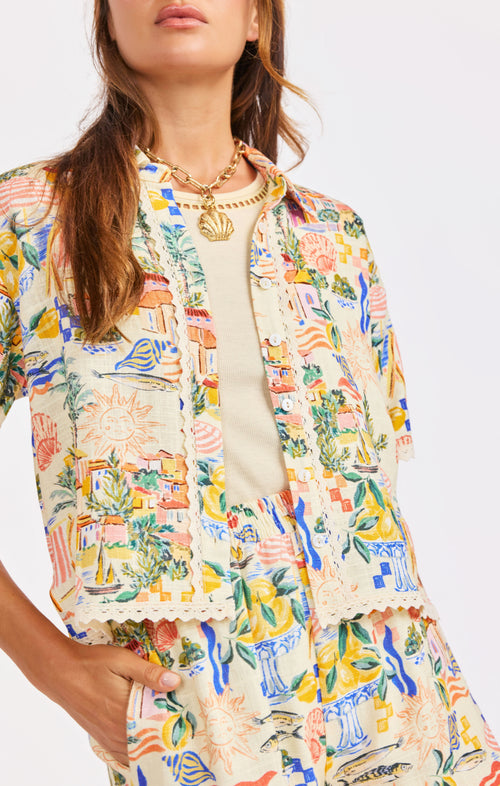 Nostalgic Paradise Button Up in Color - detail view