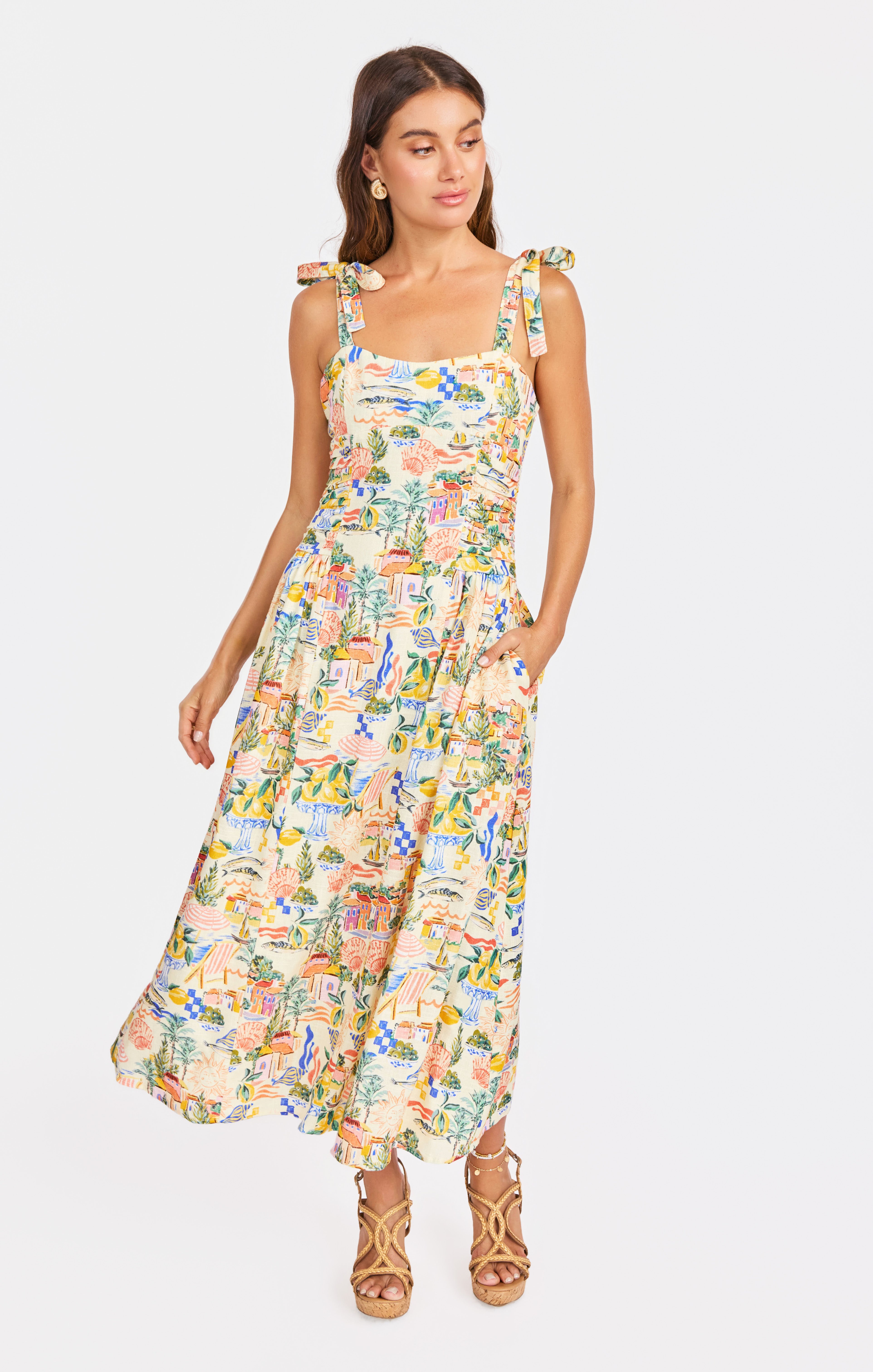 Nostalgic Paradise Dress in Color - mood image