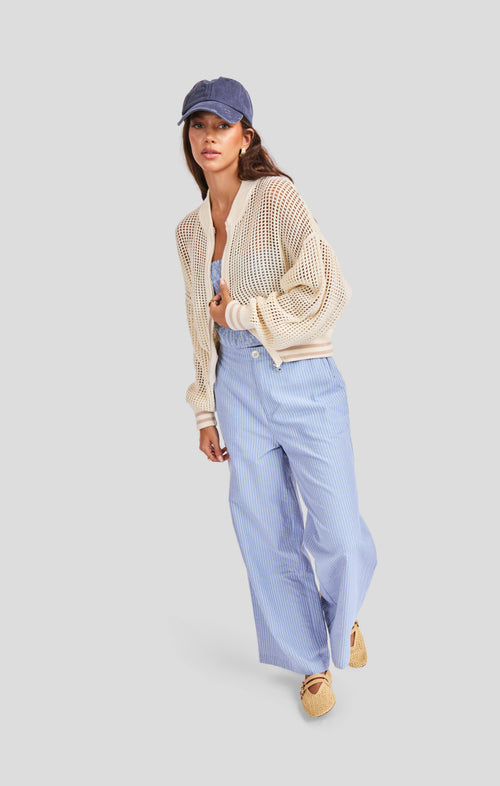 Joyride Sweater Bomber in Ivory Camel - mood image