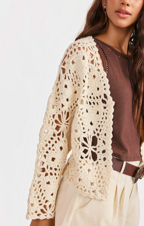 Castaway Cardigan in Color - detail view