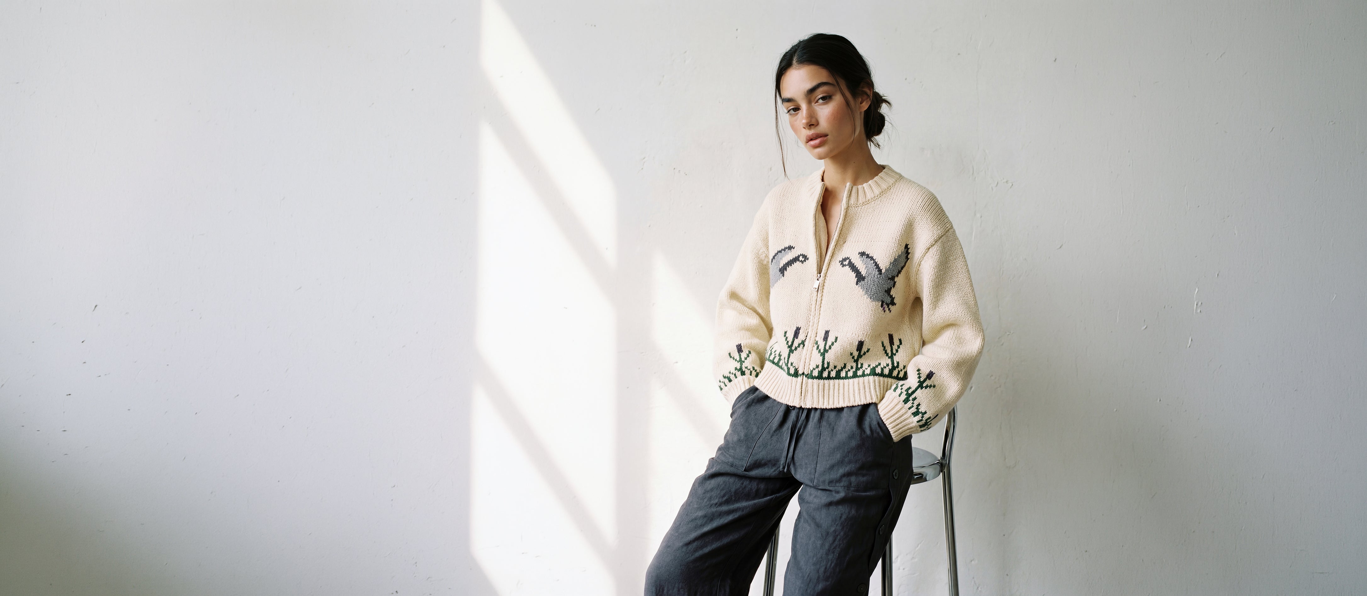 magnific_luxury-fashion-editorial-_9Rb1fCmNYZ.jpg